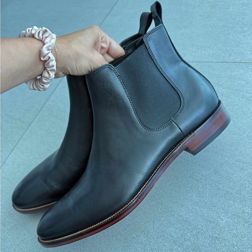 Men’s Black Leather Chelsea Boots